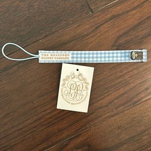 The Beaufort Bonnet Company paci clip